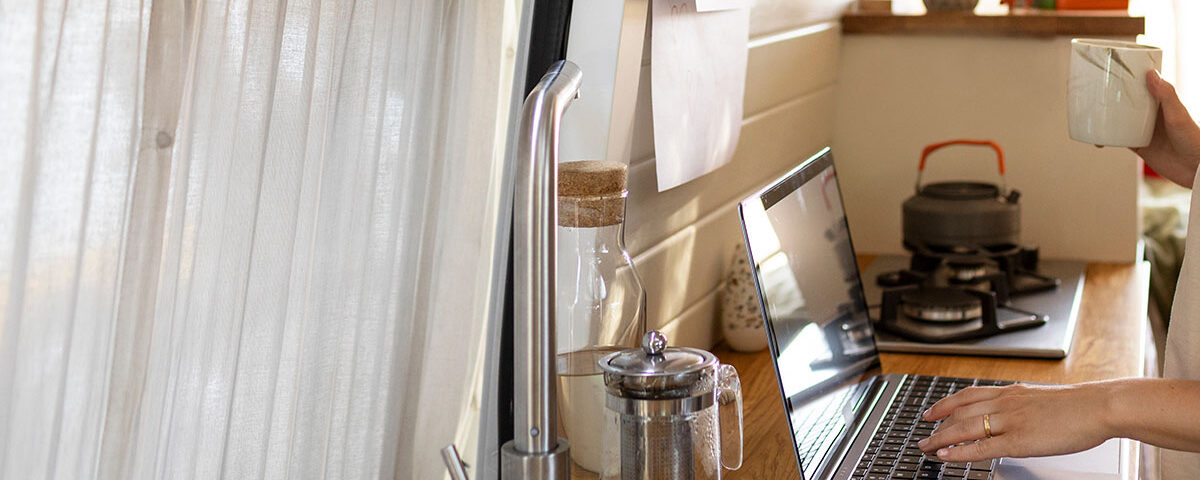 homologar-nevera-o-cocina-fija-en-camper-cuando-es-obligatorio-que-dice-la-ITV-y-como-hacerlo-correctamente-inaga-homologaciones